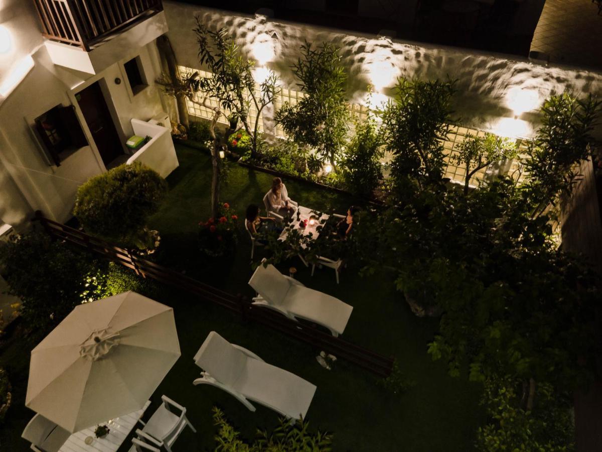 Maestralia Apartment Скирос Екстериор снимка